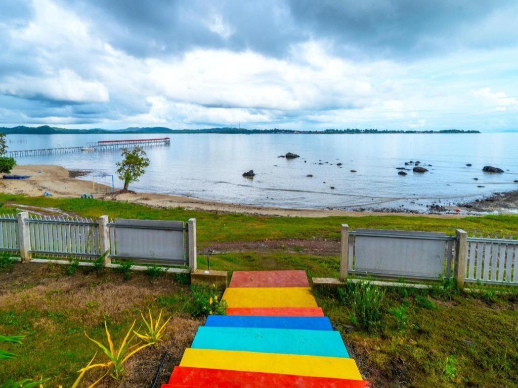Dreamland Beach Holiday Kudat Exterior photo
