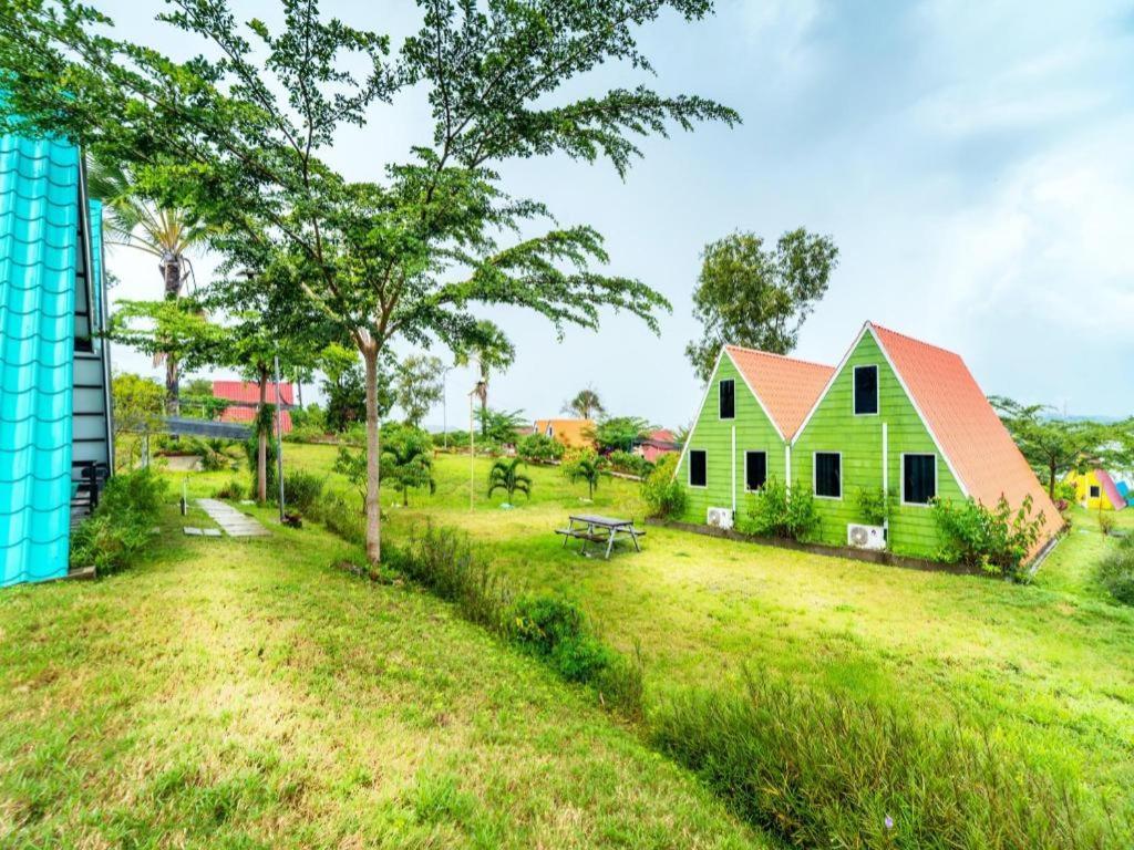 Dreamland Beach Holiday Kudat Exterior photo
