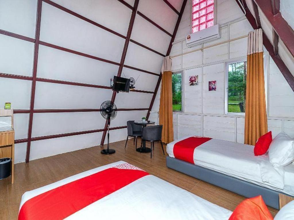 Dreamland Beach Holiday Kudat Exterior photo