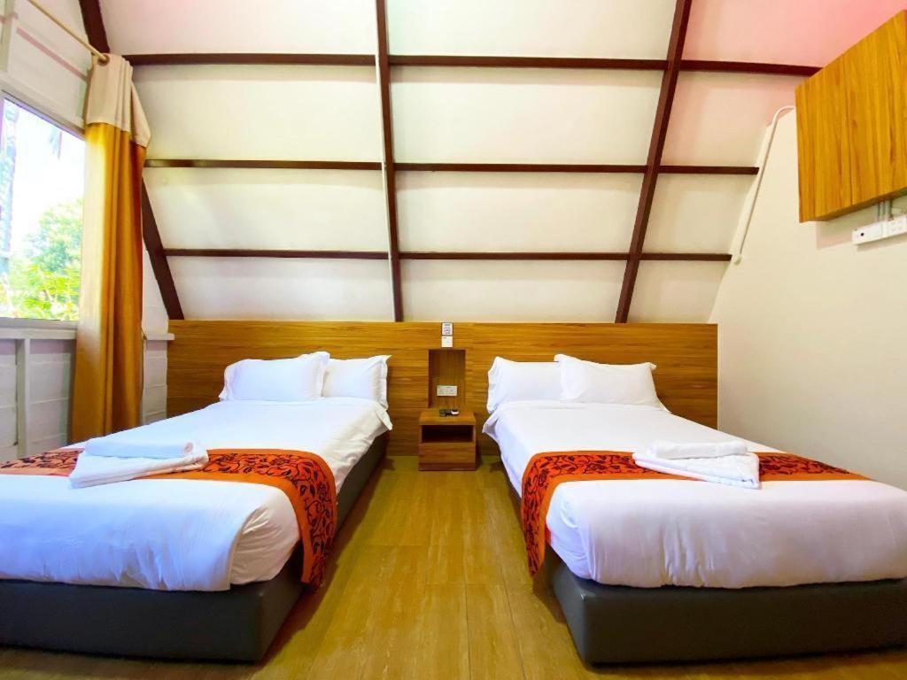 Dreamland Beach Holiday Kudat Exterior photo